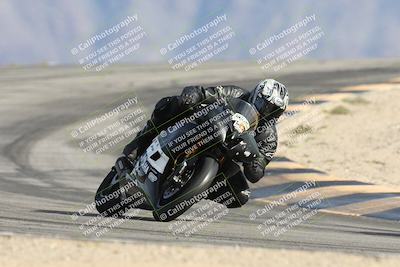 media/Nov-16-2025-Race Pace (Sun) [[8c5fa54630]]/Verified Riders/8-Turn 12 (120pm)/